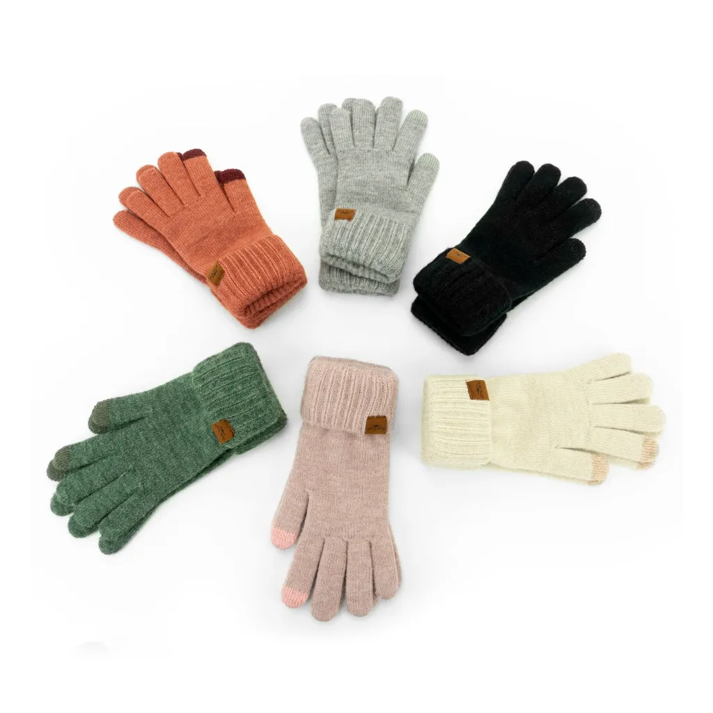 Mainstay Cuff Gloves - Womens