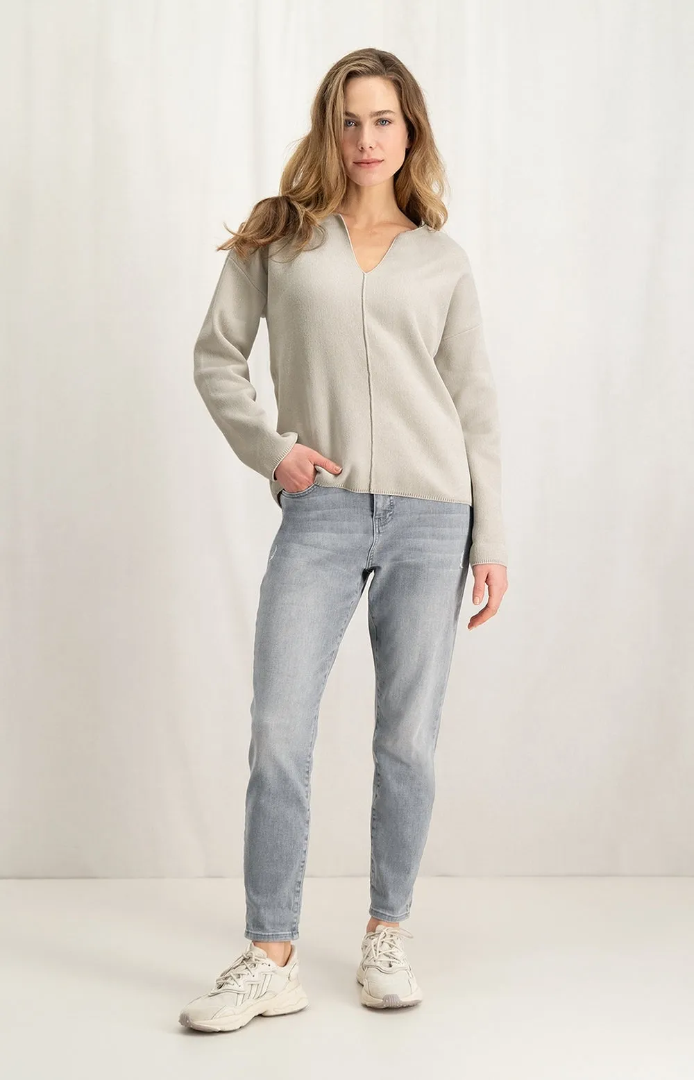 YAYA Chenille V-neck Sweater Beige